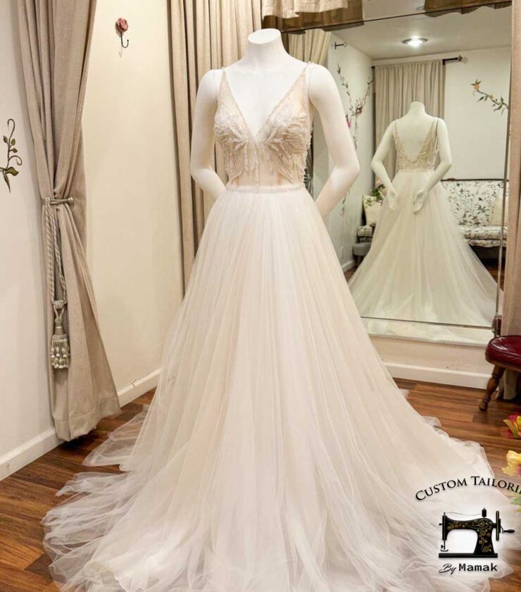 Lace wedding dress